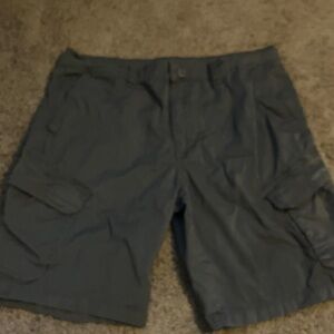 Men's Gray Cargo Shorts